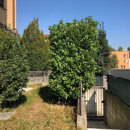トゥラーテCasa Romaアパートメント エクステリア 写真